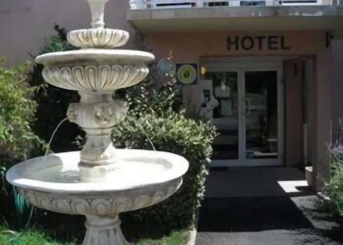 Le Pairoux Hotel